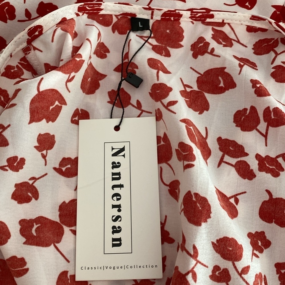 Floral Wrap Dress in Red and White Large NWT - Picture 13 of 14
